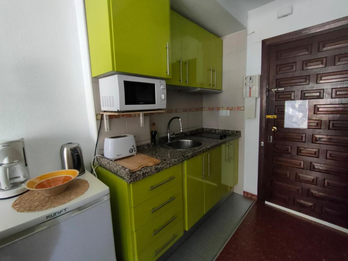 Flat2 Studio 150M From The Beach With Pool Torre Del Mar Εξωτερικό φωτογραφία
