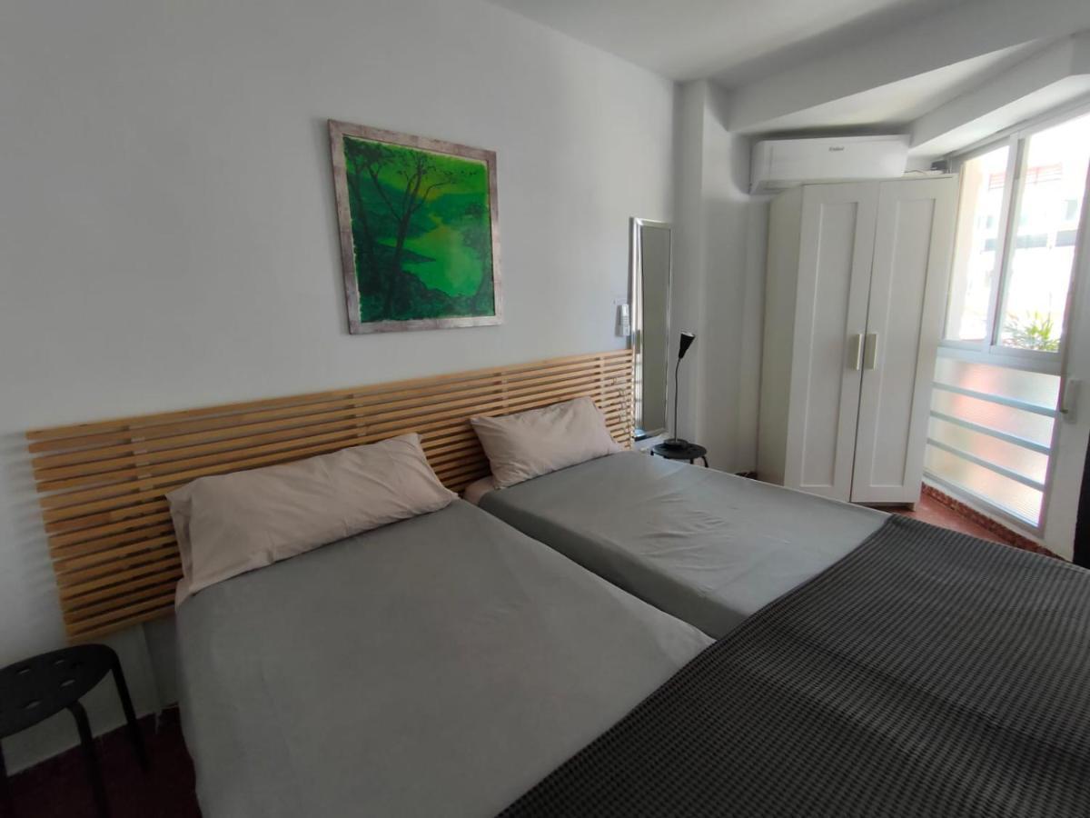 Flat2 Studio 150M From The Beach With Pool Torre Del Mar Εξωτερικό φωτογραφία