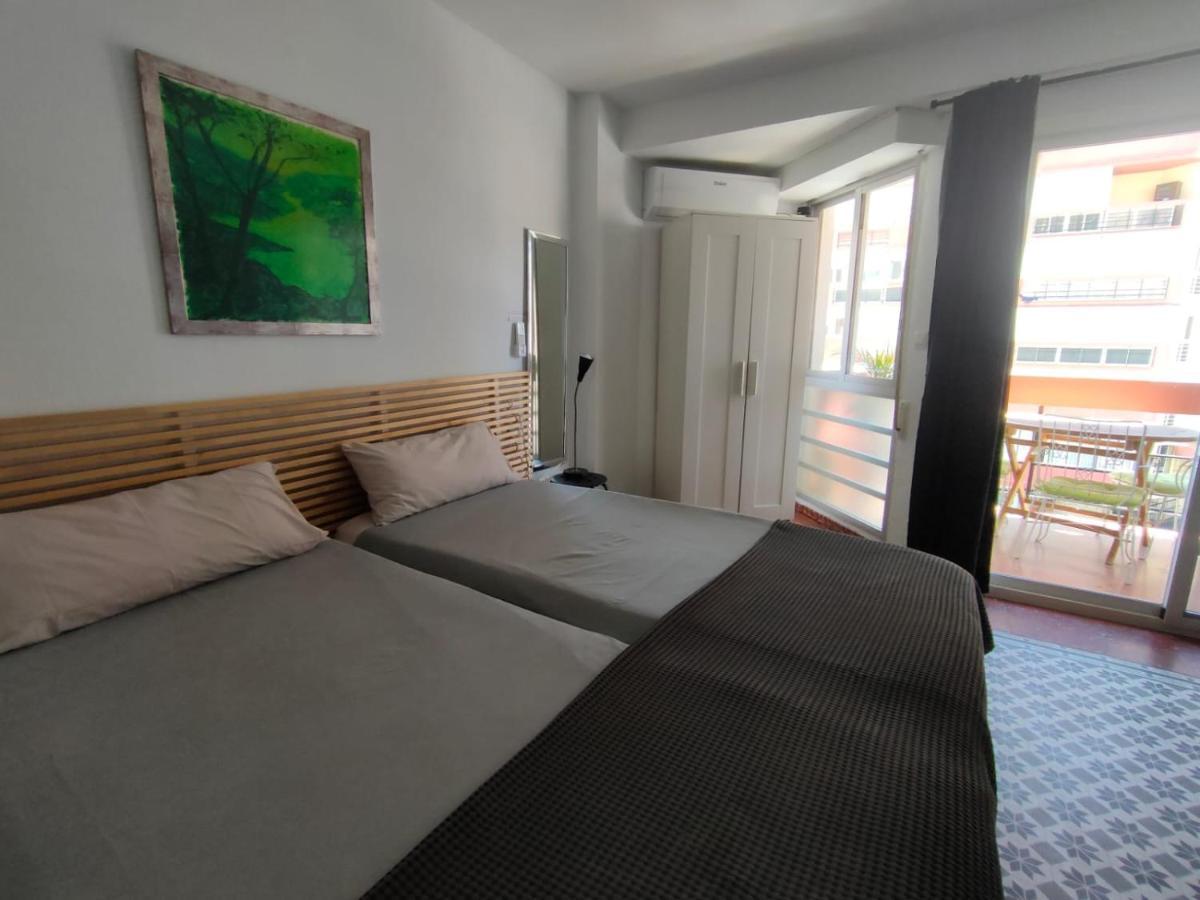 Flat2 Studio 150M From The Beach With Pool Torre Del Mar Εξωτερικό φωτογραφία